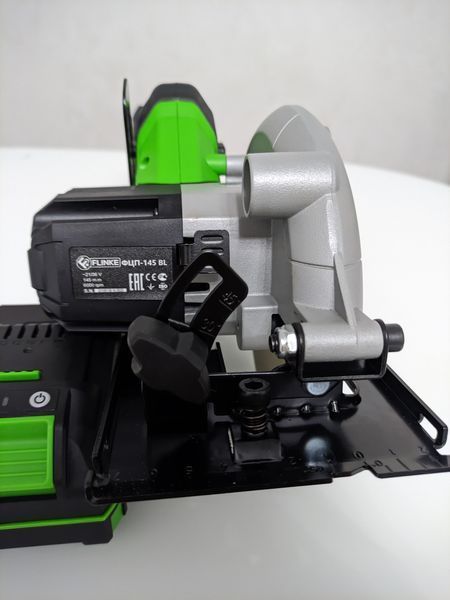 Акумуляторна безщіткова циркулярна пила FLINKE ФЦП-145BL 36V/6A FLINKE  ФЦП-145BL 36V/6A фото